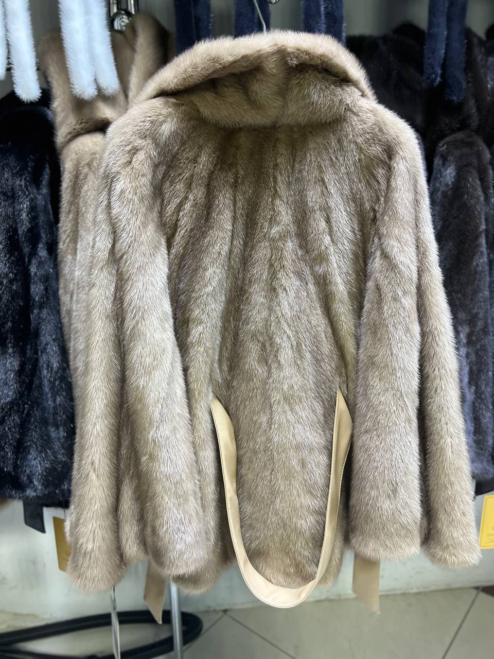 шубы норковые,шубка,полушубок из норки,шуба норка,шуба натуральные