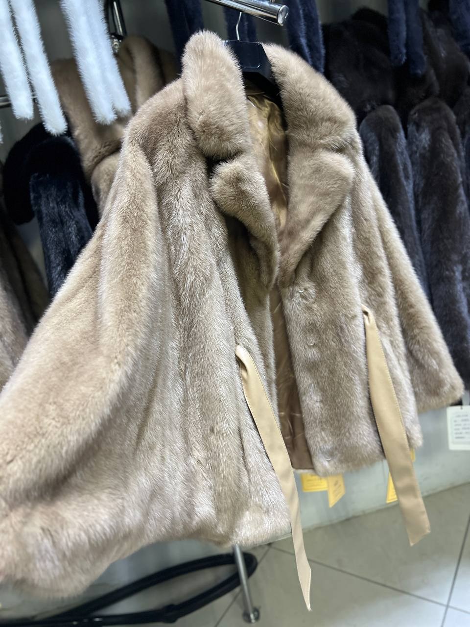 шубы норковые,шубка,полушубок из норки,шуба норка,шуба натуральные