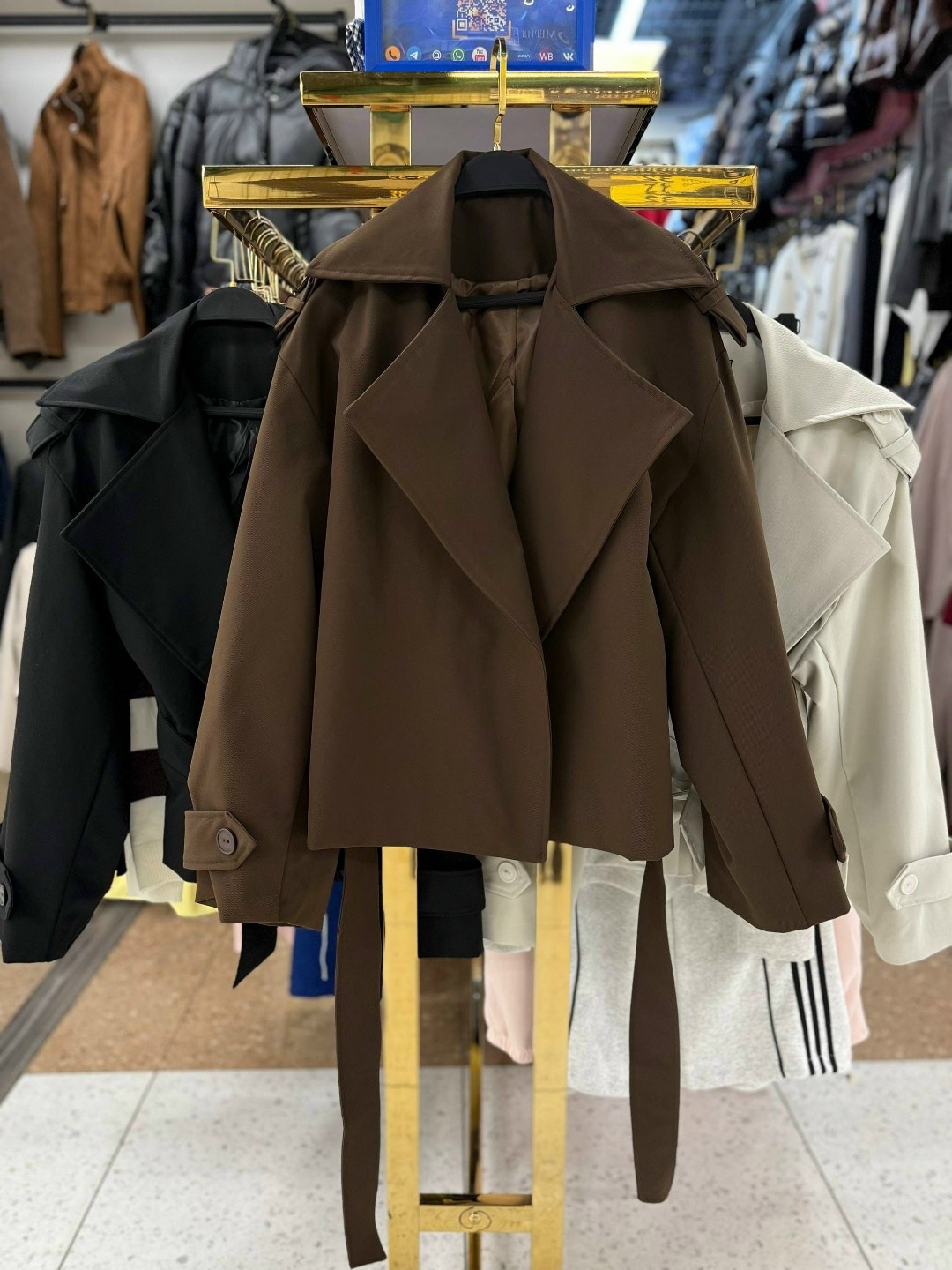 образ с пальто,костюм классика,модные наряды,женский костюм