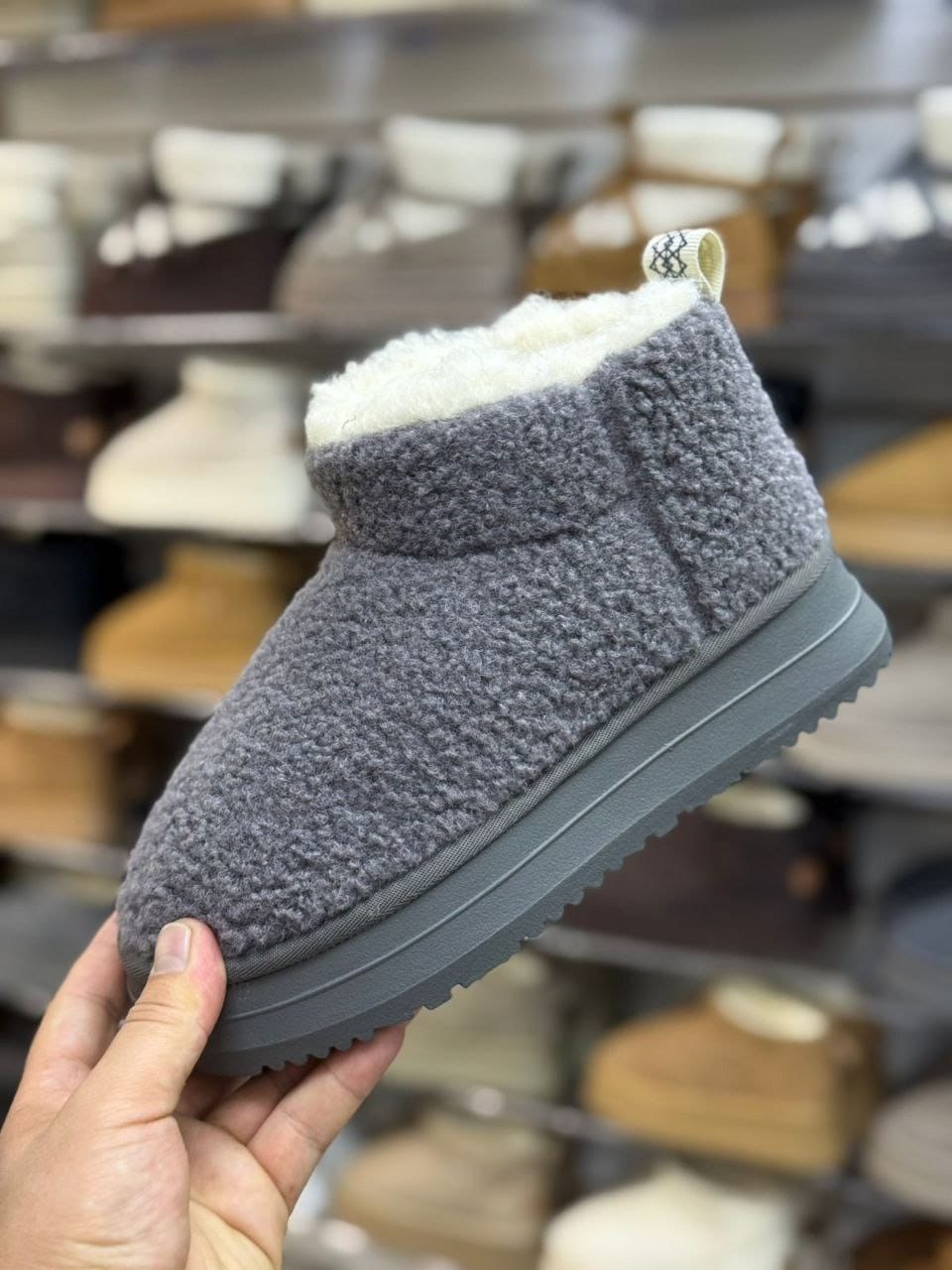 ,угги женские,зимние угги,угги зимние на платформе,зимняя женская