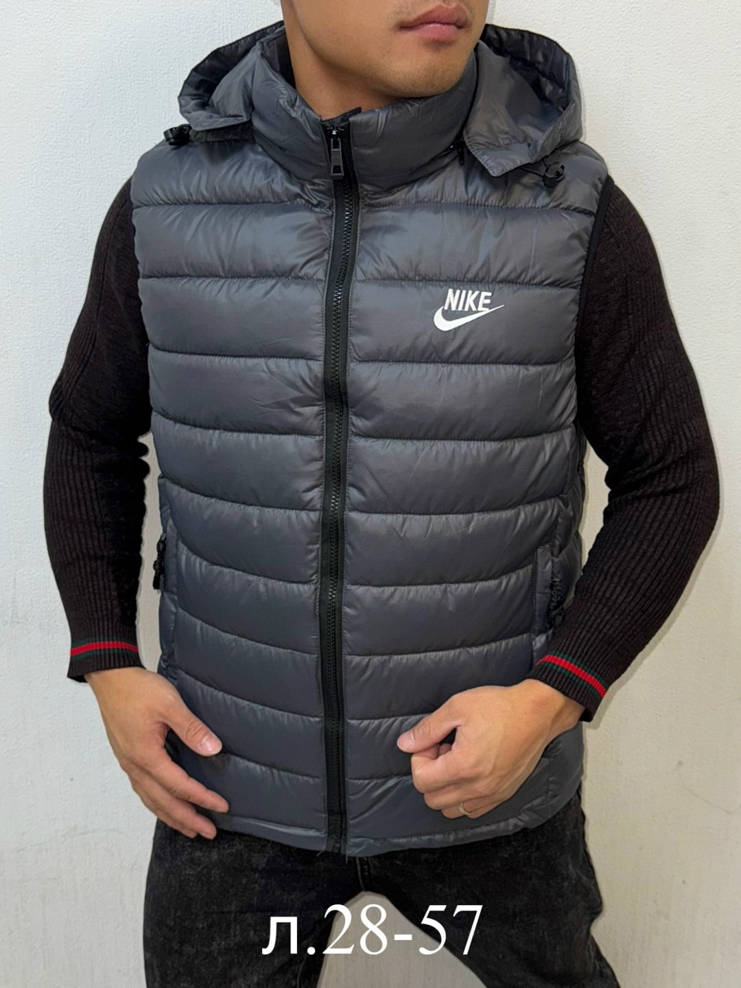 жилетка мужская утепленная nike,жилетка nike,жилетка мужская,безрукавки nike мужские 2025,жилет мужской