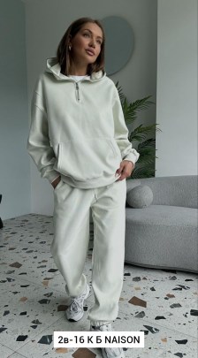 Костюм