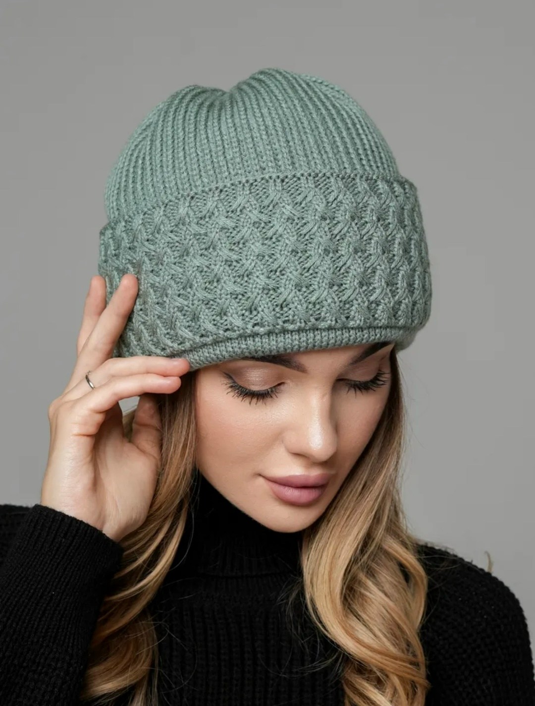 женская вязаная шапка,шапка женская,вязаная шапка,шапка для женщин,шапка женская зимняя