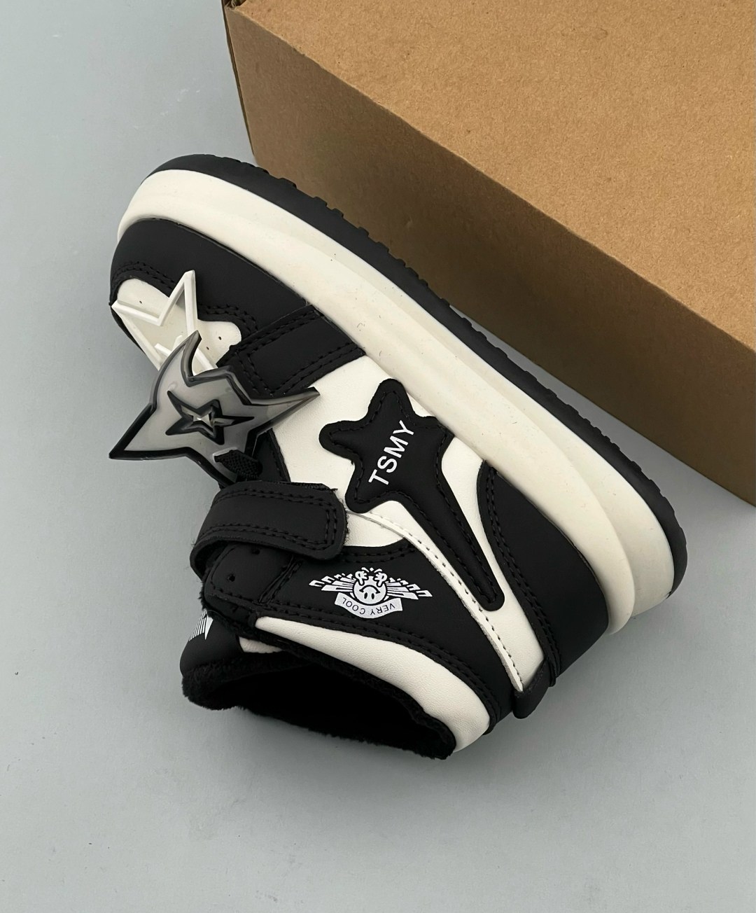 кроссовки,кроссовки мальчику,детские кроссовки, спортивная, детская