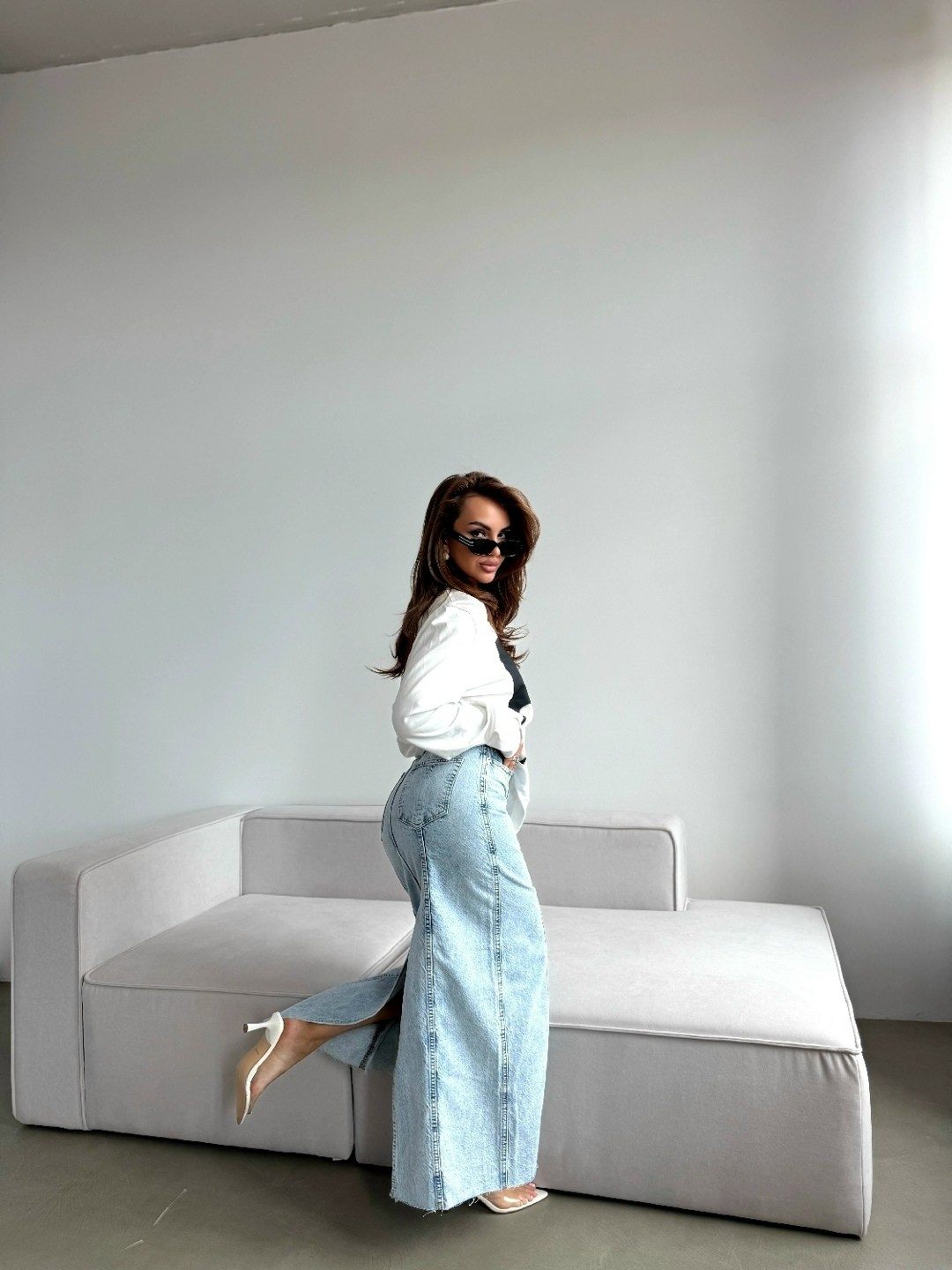 джинсовая юбка длинная с разрезом,юбка джинсовая длинная с разрезом спереди,юбка макси джинсовая с разрезом спереди,джинсовая длинная юбка,юбка джинсовая макси с разрезом