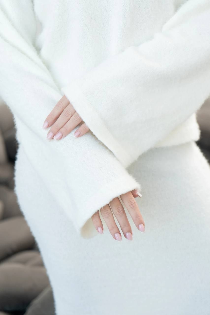 вязаная юбка,удлиненный джемпер,вязаные костюмы,женский джемпер,трикотажные костюмы