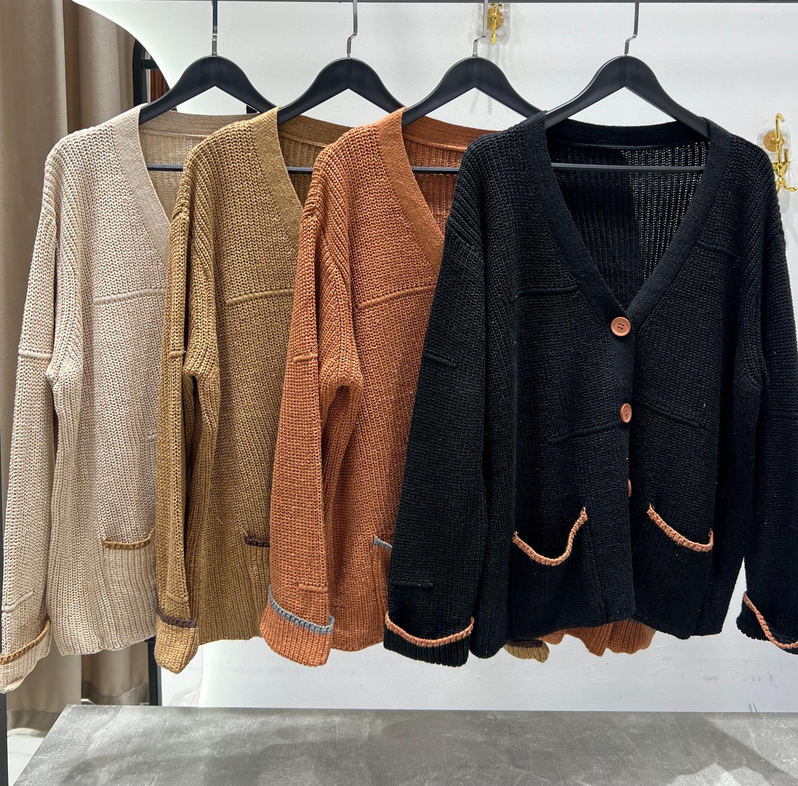 кардиган,коричневый кардиган,кардиган вязаное,женские кардиганы,вязаный женский кардиган