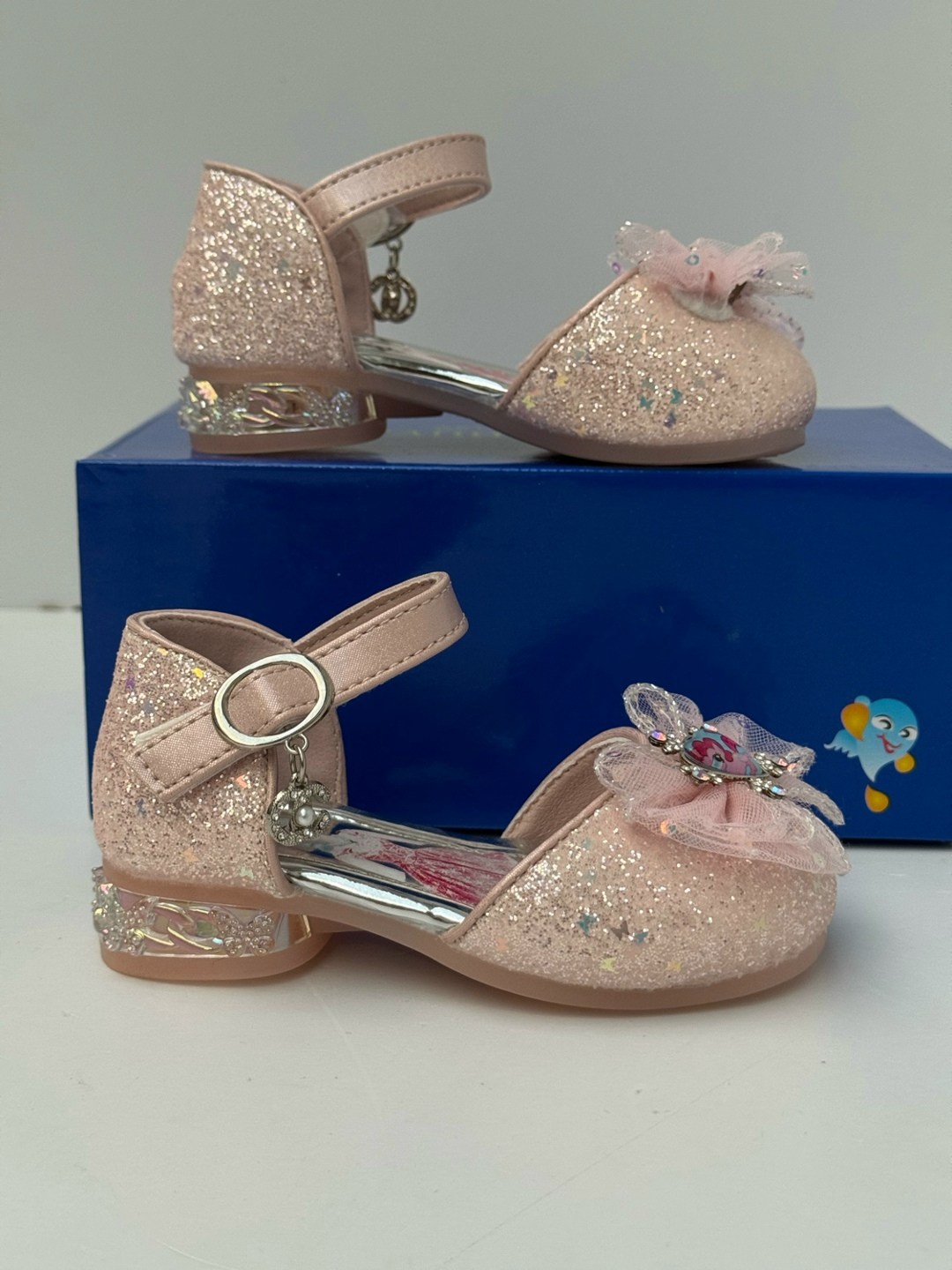 туфли принцессы,туфли для девочек,детские туфли,туфли на каблуках для девочки,детские туфли для девочек