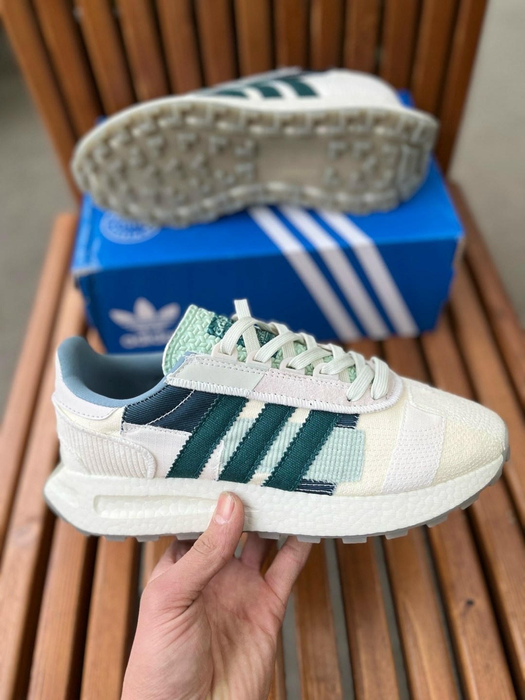 кроссовки adidas retropy e 5,кроссовки adidas,кроссовки adidas retropy,adidas gazelle зеленые женские,кроссовки женские adidas