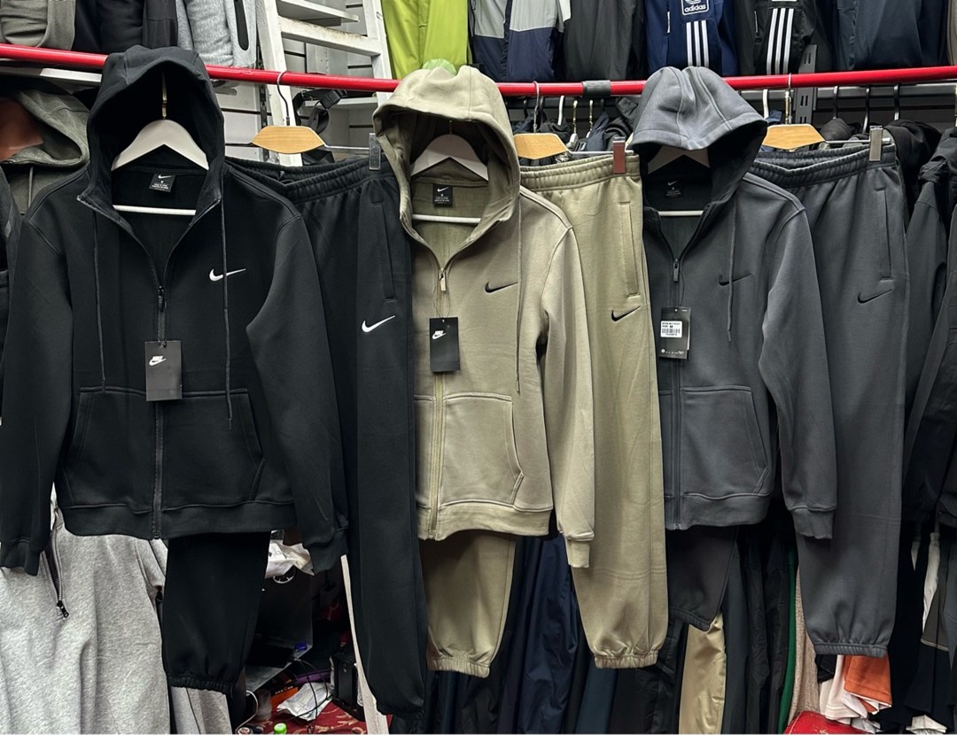 спортивный костюм nike на флисе,спортивные костюмы мужские,спортивный мужской костюм nike,спортивные костюмы nike,спортивные костюмы