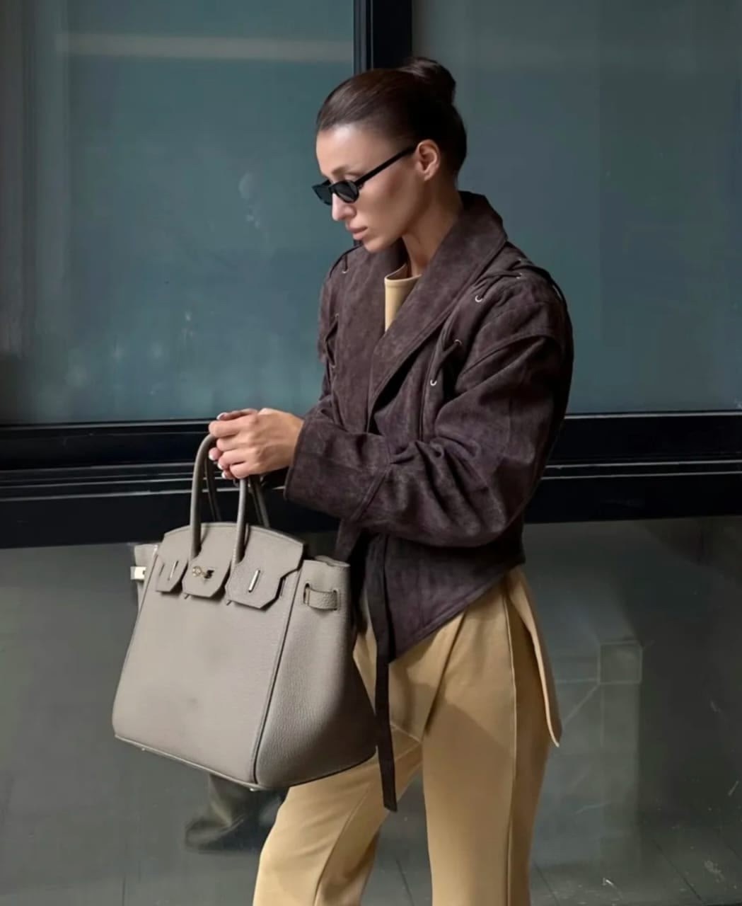 замшевая куртка,замшевая куртка женская,куртка кожаная,куртка с поясом,куртка косуха