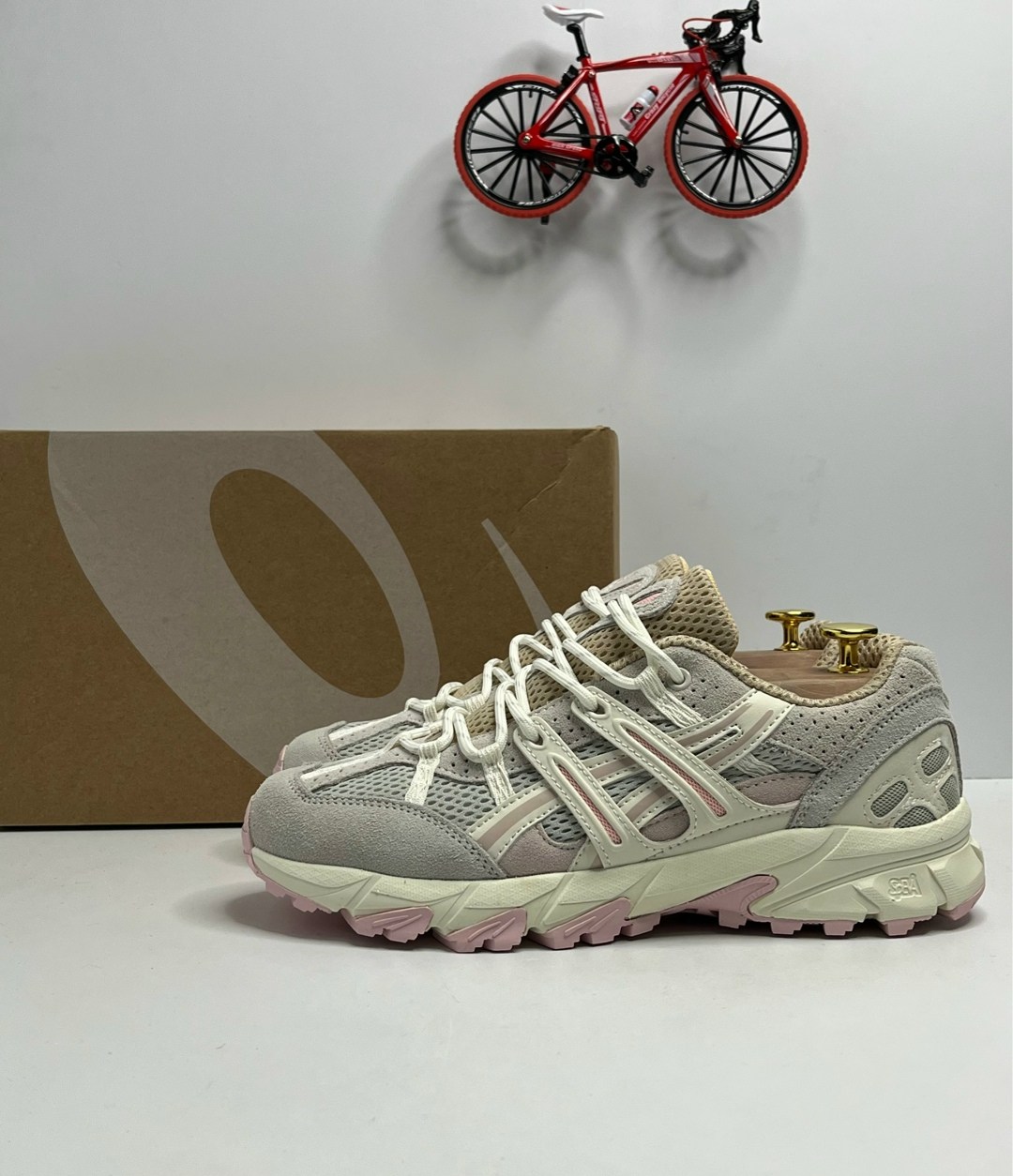 кроссовки женские asics,кроссовки asics gel,кроссовки asics gel kahana 8,кроссовки asics gel sonoma 15 50,кроссовки