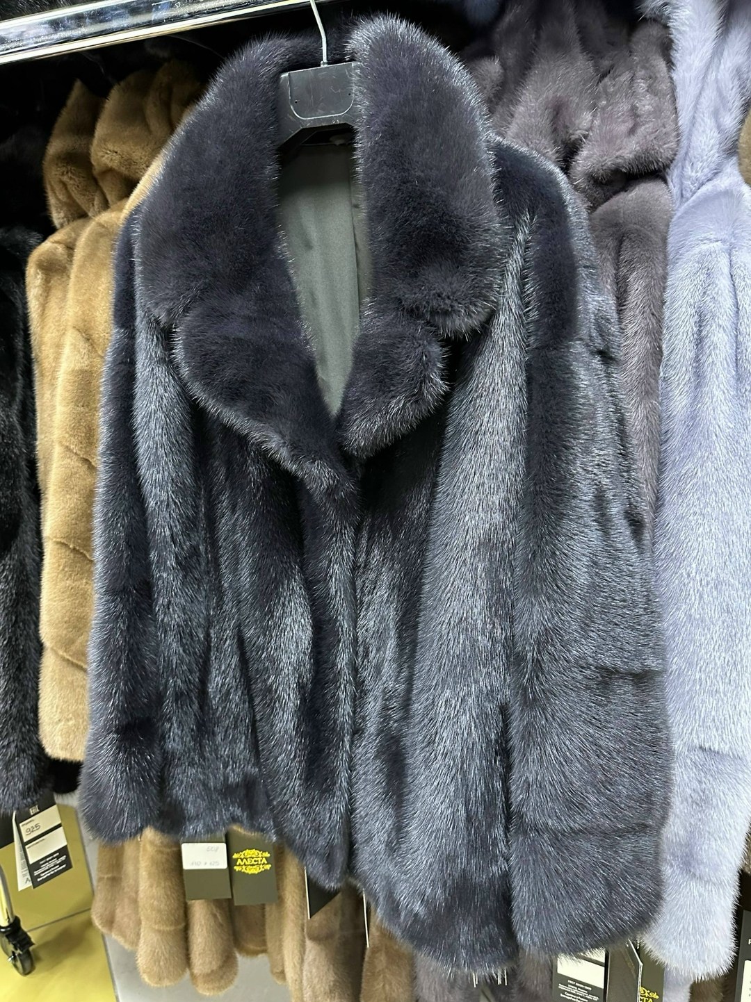 шубы норковые,шуба норка,шуба норковая с капюшоном,шуба из меха норки,шуба норковая автоледи