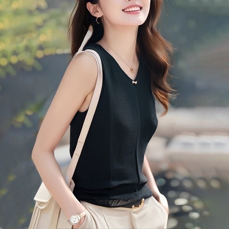 вязаный жилет,женский вязаный жилет,вязаная жилетка,трикотажный жилет,жилет для женщин