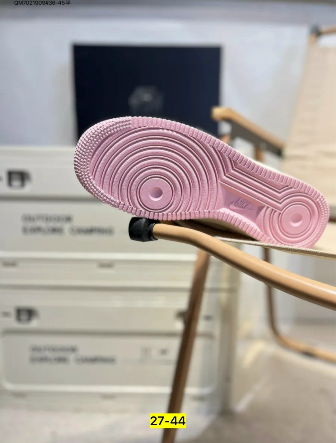 женские кроссовки nike air force 1 low valentine,nike air force 1 low,кросcовки nike air force 1,nike air force 1 07,nike air force 1