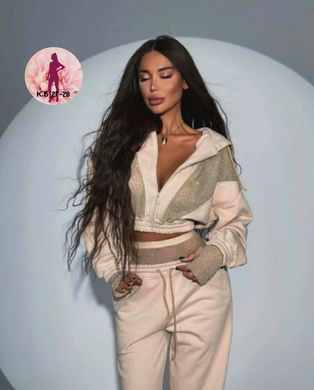 стильные костюмы,костюмы спортивные женские,костюмы спортивные,женские костюмы,костюм тройка женский