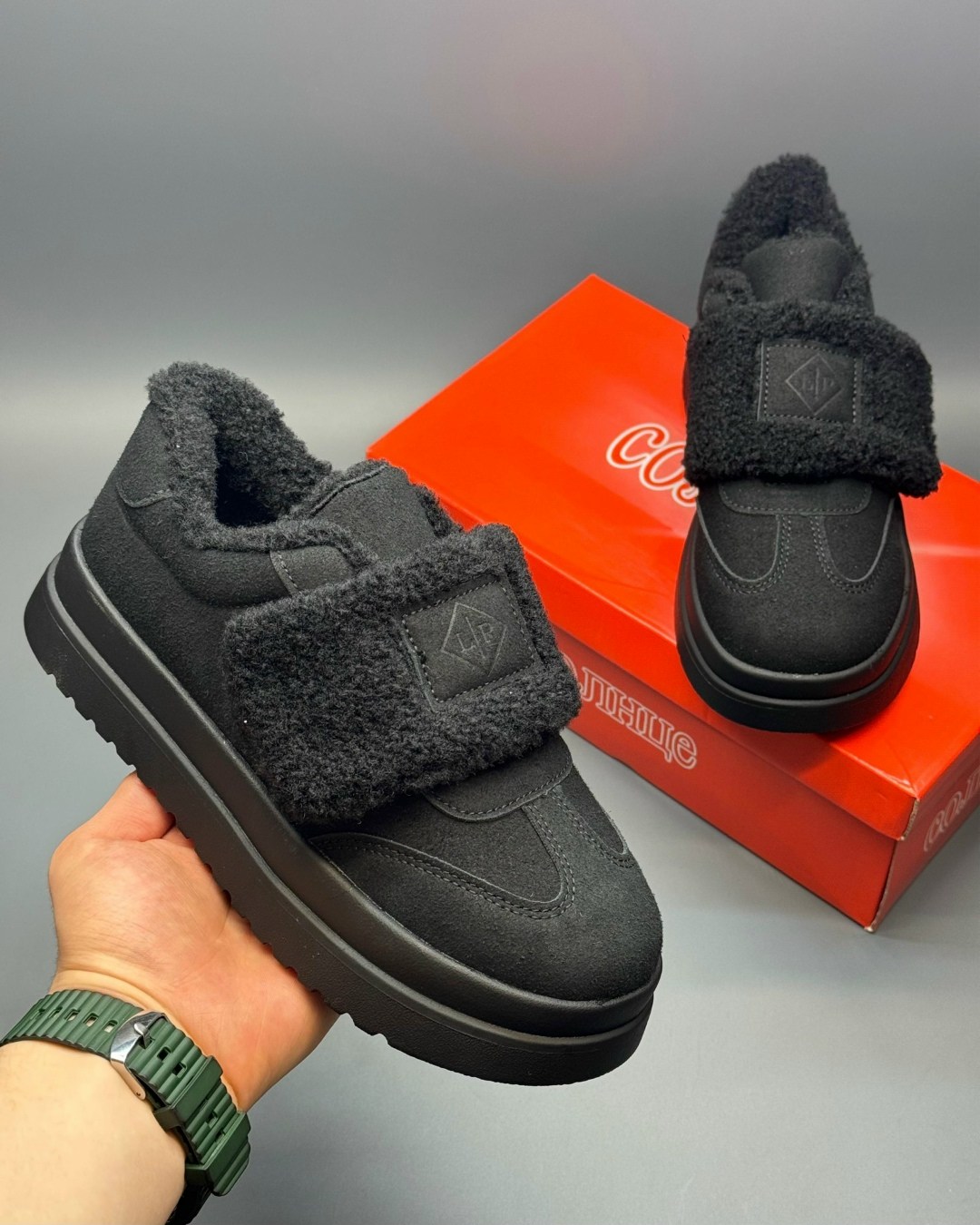 ,угги женские,зимняя ,зимние кроссовки женские,кроссовки зимнее