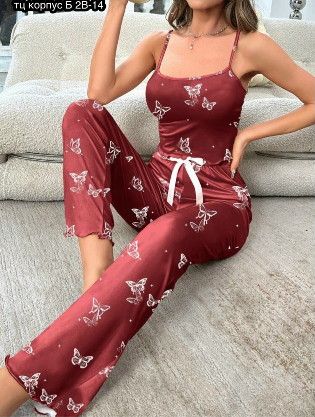 женские пижамные комплекты,комплект пижама,пижамный комплект из топа,пижама с брюками и топом,пижама с принтом