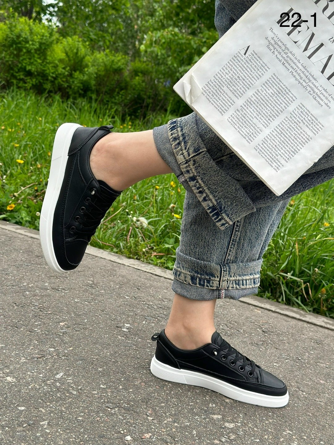 ,черные кеды на белой подошве,кроссовки женскиe,черные кроссовки женские,кеды женски