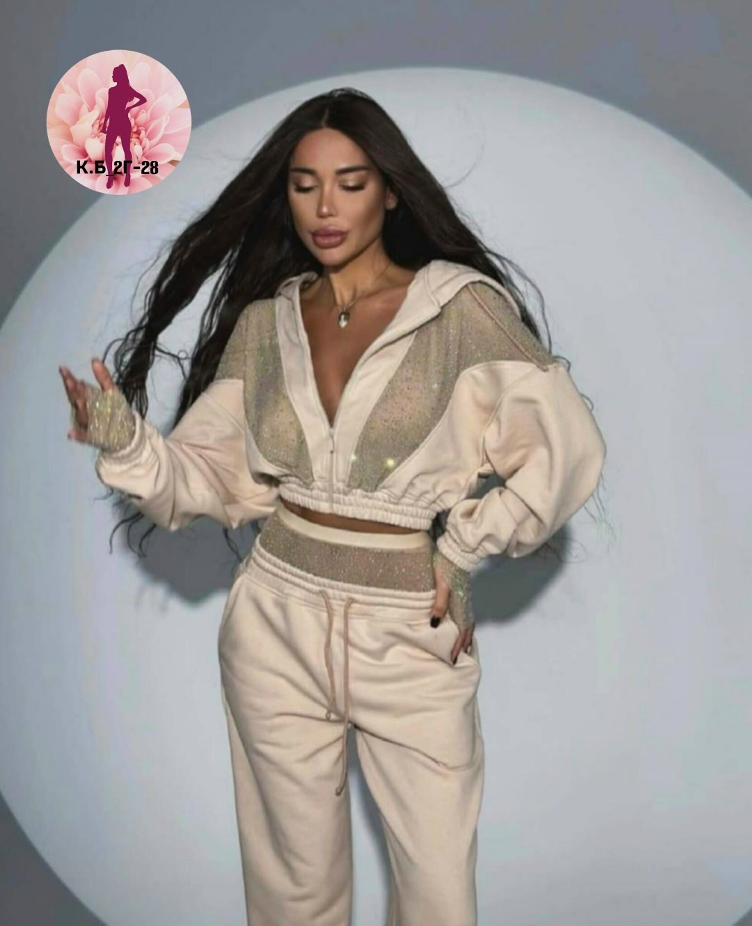 стильные костюмы,костюмы спортивные женские,костюмы спортивные,женские костюмы,костюм тройка женский
