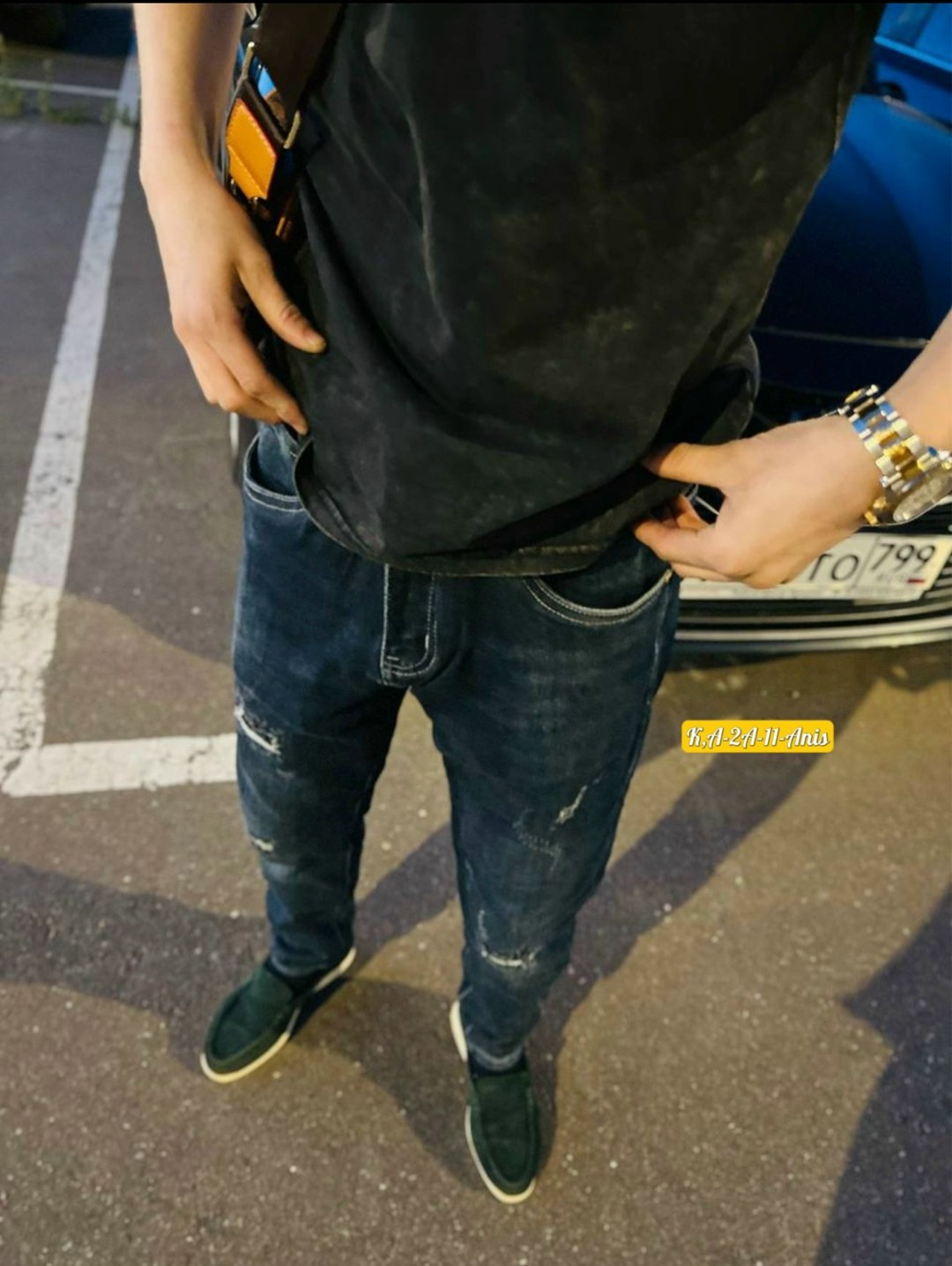 мужская кожаная сумка,мужская кожаная сумка через плечо,сумка мужская,мужская сумка через плечо,джинсы мужские