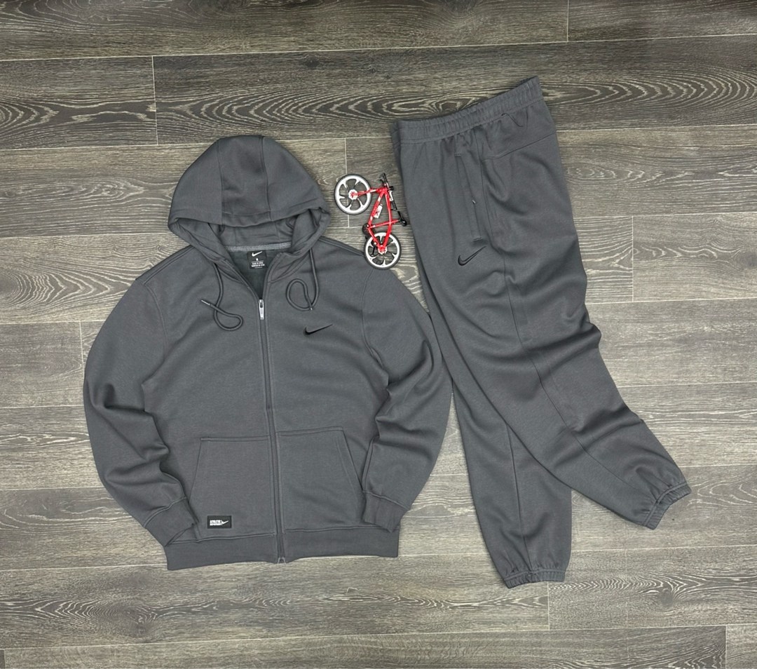 спортивный костюм nike на флисе,спортивные костюмы мужские,спортивный мужской костюм nike,спортивные костюмы nike,спортивные костюмы