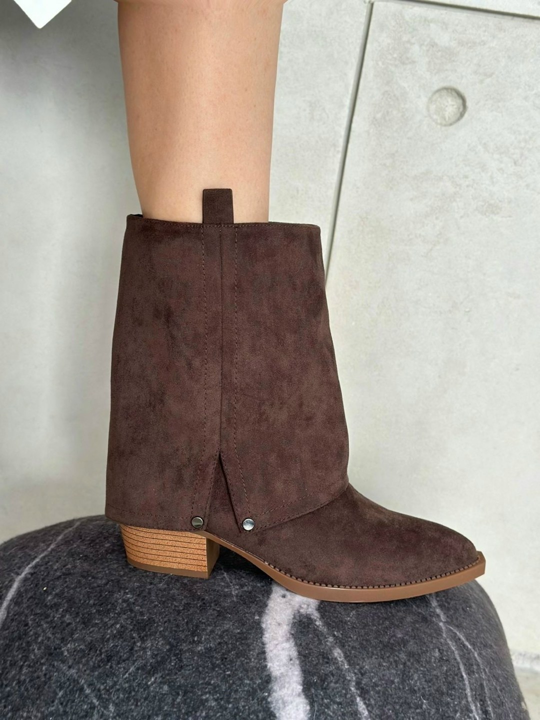 ,казаки замшевые эконика,замшевые казаки,ботинки замшевые,натуральная замша