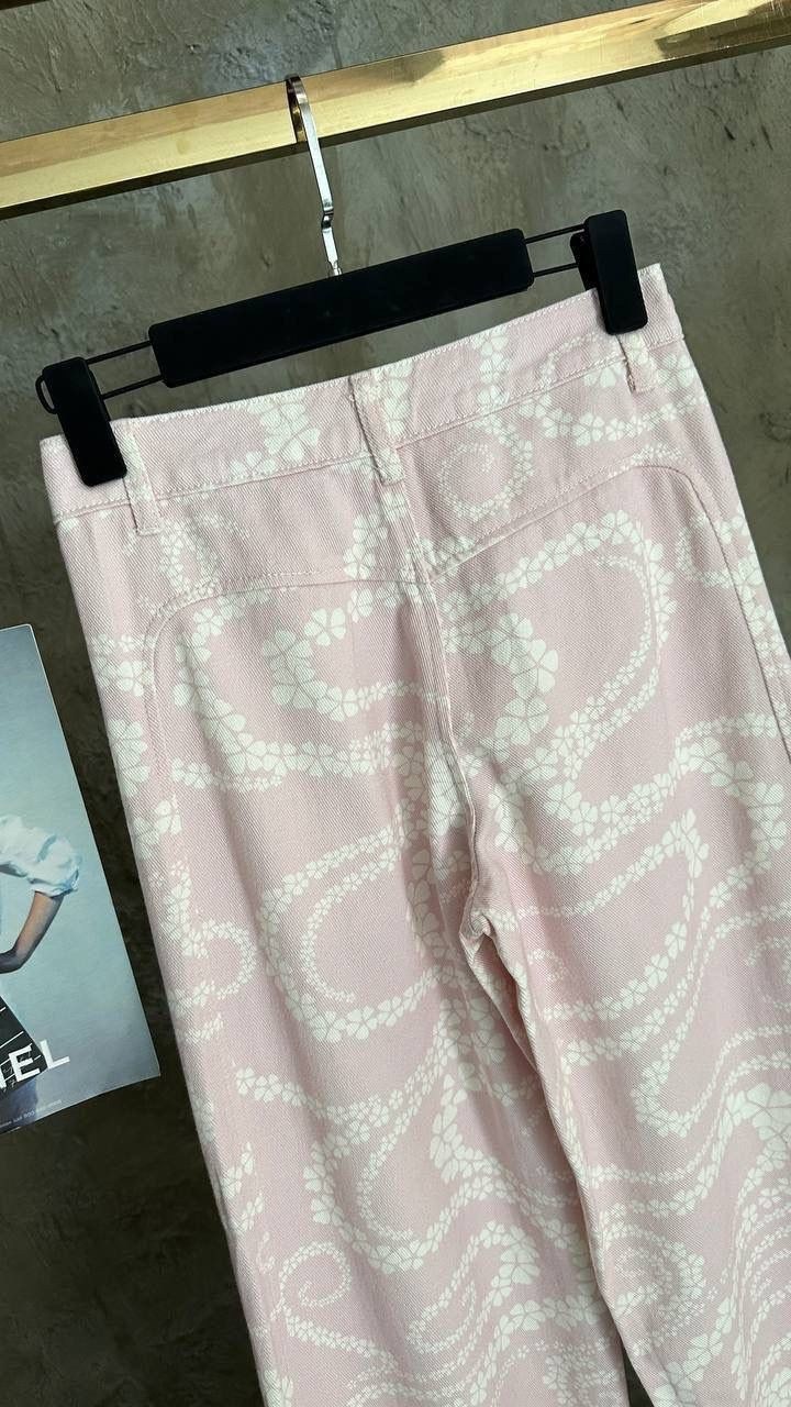 джинсы chanel,брюки модные,женские джинсы,розовые джинсы,брендовые женские