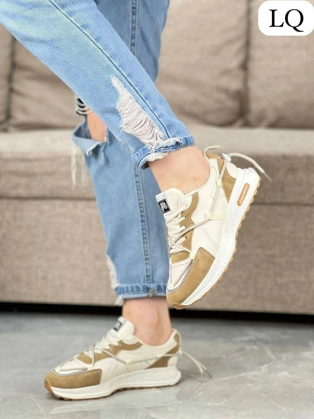 ,женские кроссовки,обуви,стильные кроссовки,модные кроссовки