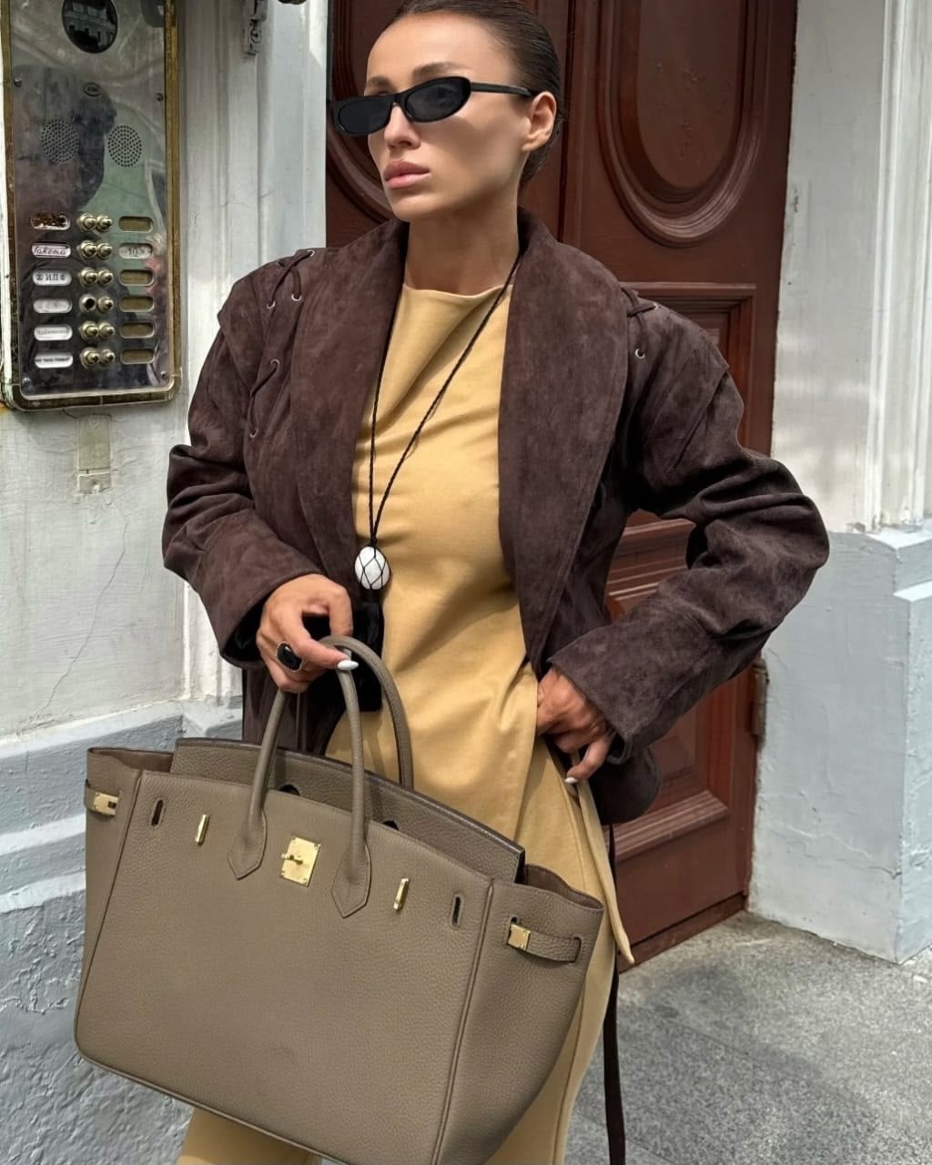 замшевая куртка,замшевая куртка женская,куртка кожаная,куртка с поясом,куртка косуха