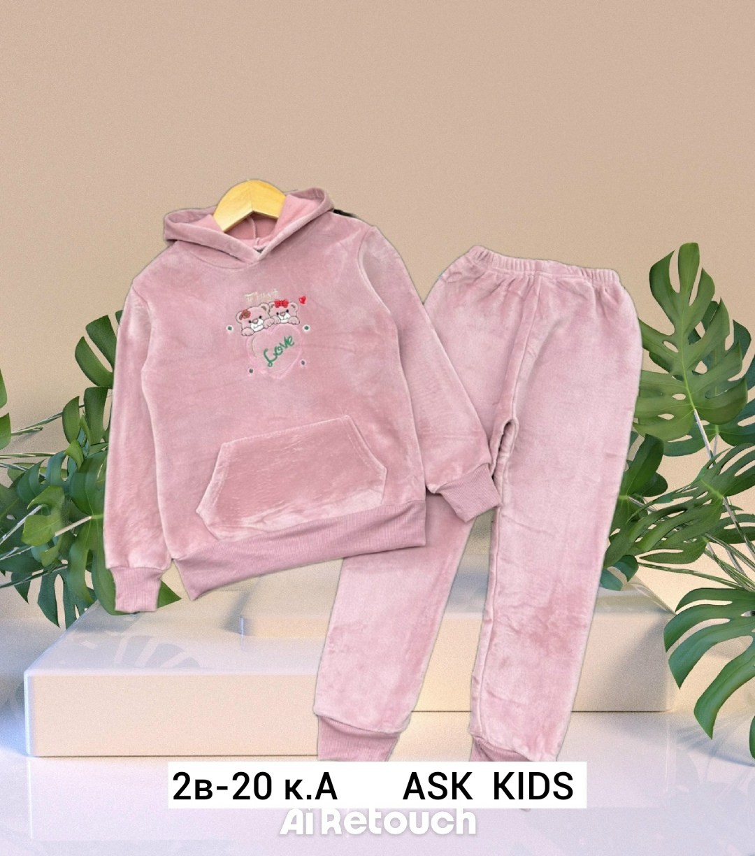 велюровый костюм,костюмы спортивные для девочки,костюм на флисе,костюм велюровый детский,костюмчик