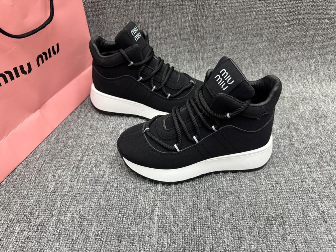 ,женские кроссовки,повседневные кроссовки,зимние кроссовки,модные кроссовки