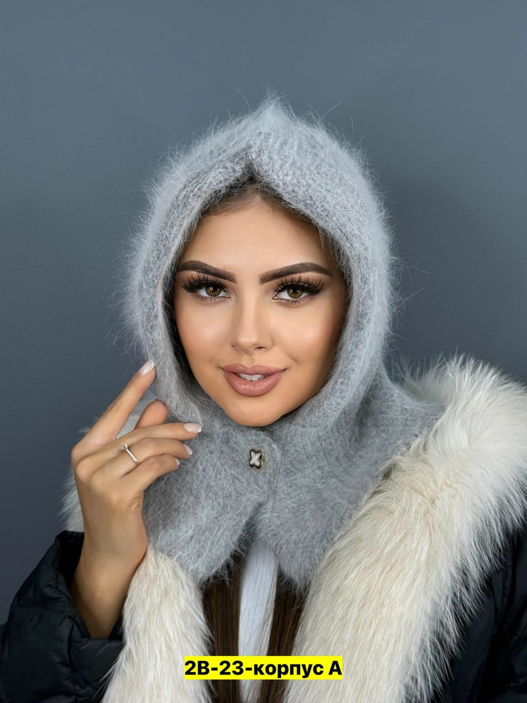 шапки и капор из пуха норки,капор капюшон из ангоры,капюшон капор,шапка ушанка из ангоры,вязаные шапки ушанки