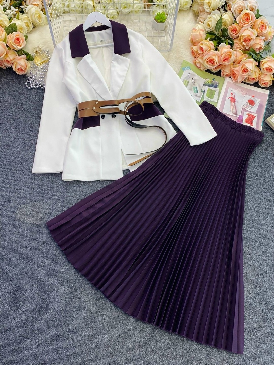 костюм с плиссированной юбкой,плиссированная юбка с поясом,плиссированная юбка,костюмы с юбкой,женские костюмы с юбкой
