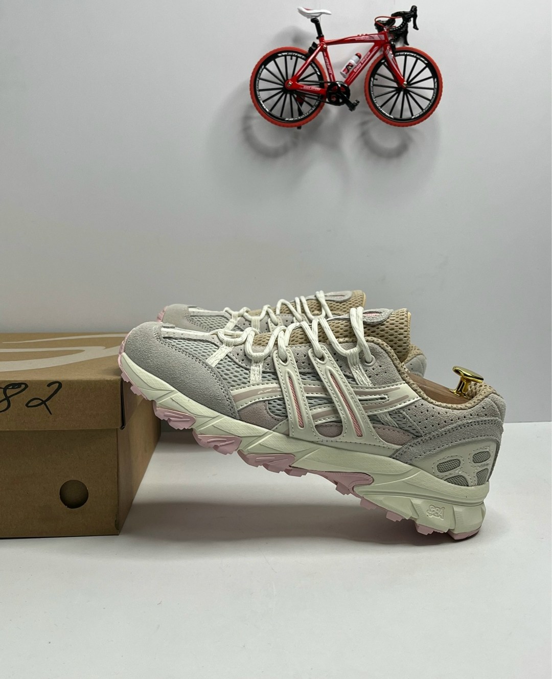 кроссовки женские asics,кроссовки asics gel,кроссовки asics gel kahana 8,кроссовки asics gel sonoma 15 50,кроссовки