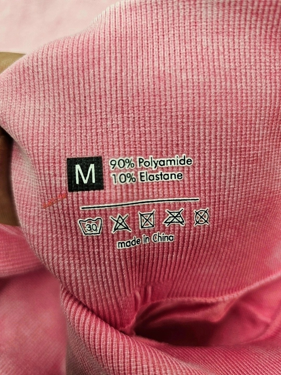 женские одежда,толстовка розовая,джемпер розовый,флисовая толстовка,толстовка