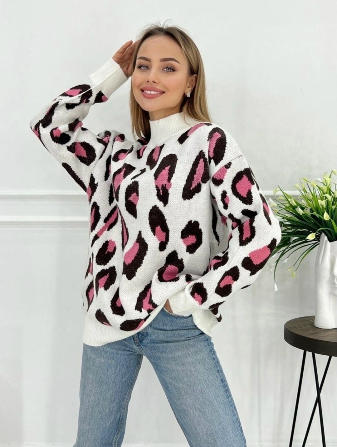 свитер оверсайз женский леопард,свитера женские,женский свитер с принтом,свитер леопард розовый,свитер женский кофта