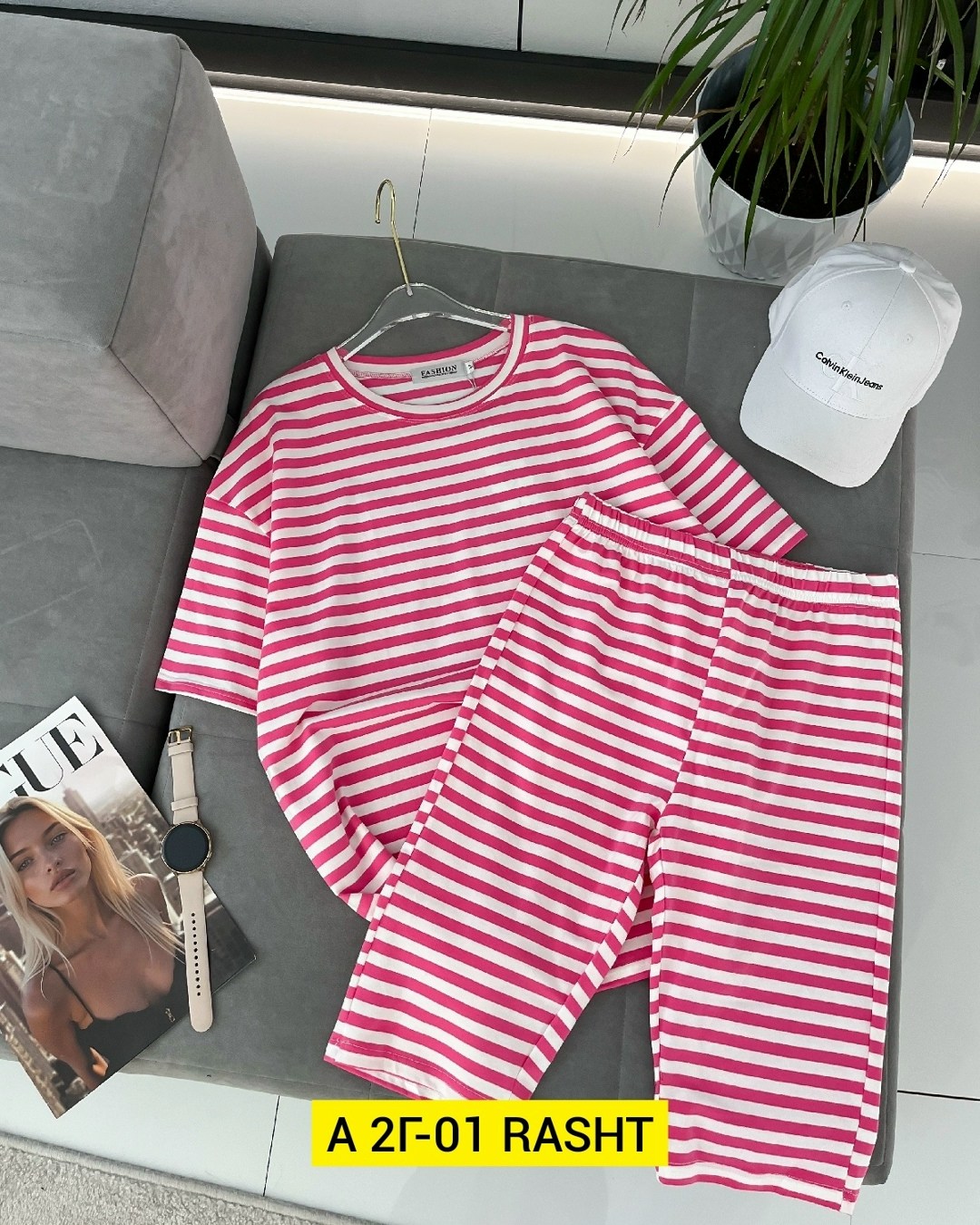костюм в полоску,комплект с футболками,свитшот женская,одежда в полоску
