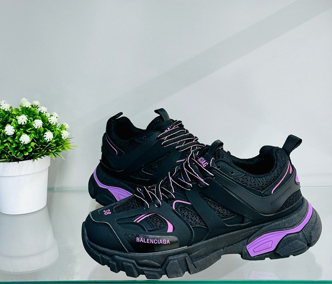 кроссовки женскиe,кроссовки женские balenciaga,кроссовки balenciaga,кроссовки balenciaga track,кроссовки