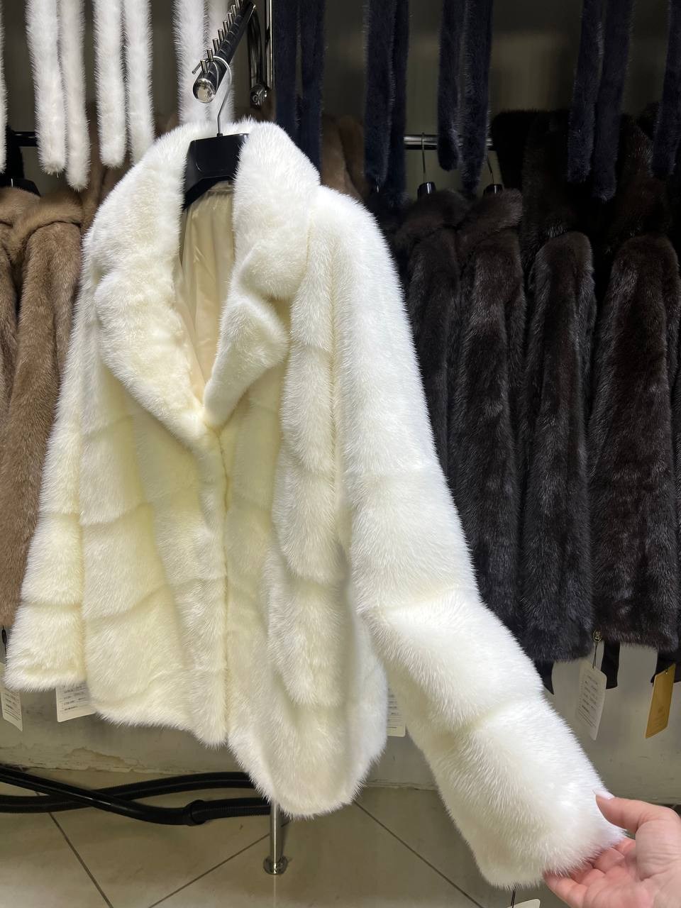 норковая шуба белая,шубы норковые,шуба белая норка,белая шуба,белая шуба из норки