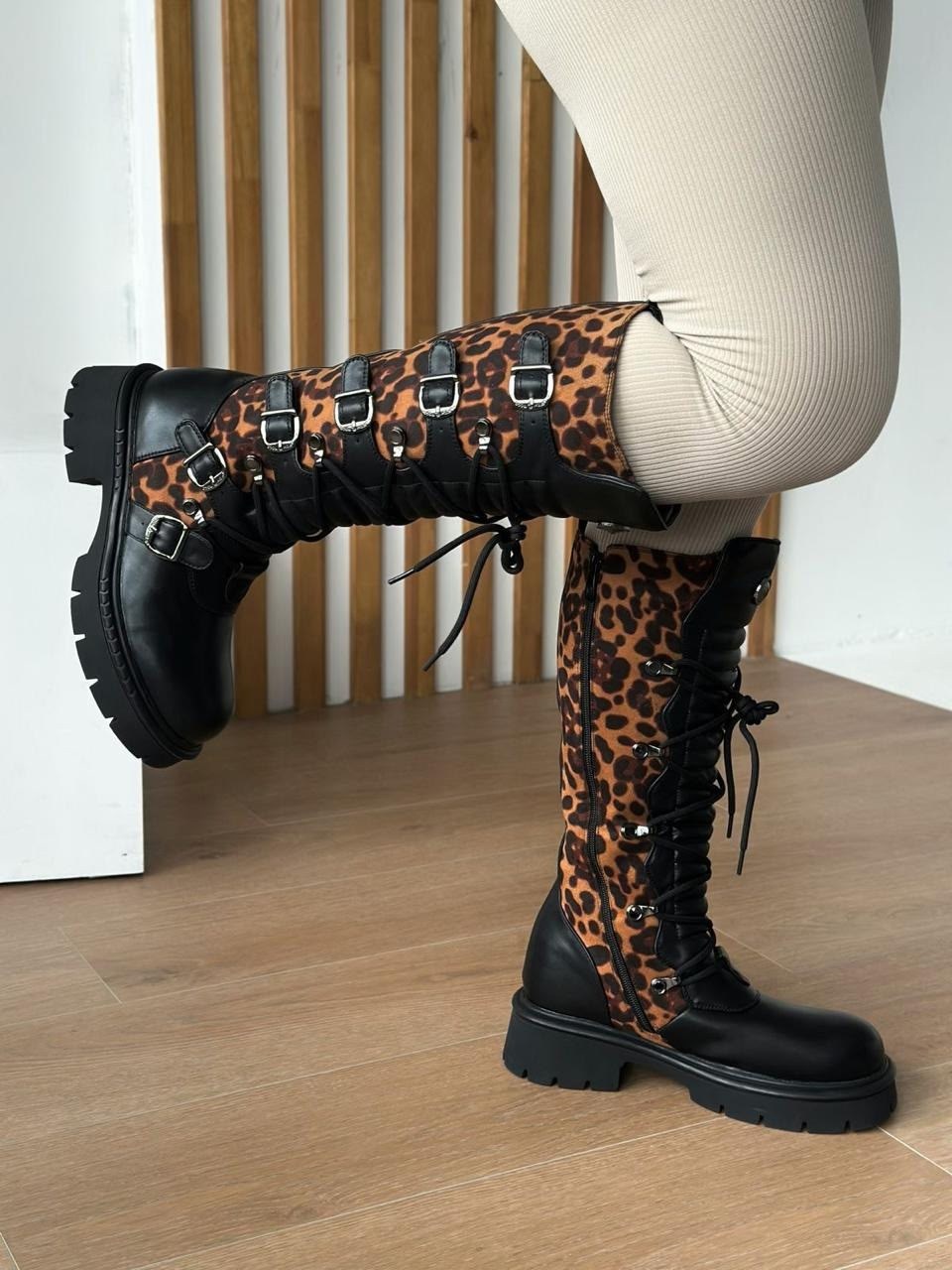 ,женские сапоги,сапоги женские зимние,зимние сапоги,сапоги на шнуровке