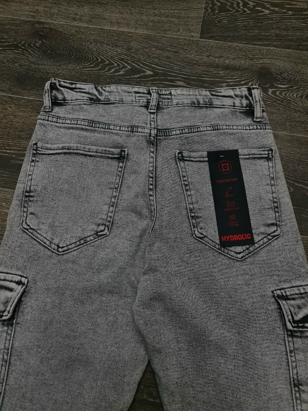 джинсы мужские,джинсовые джоггеры,джинсы стильные,мужские серые джинсы,серые джинсы