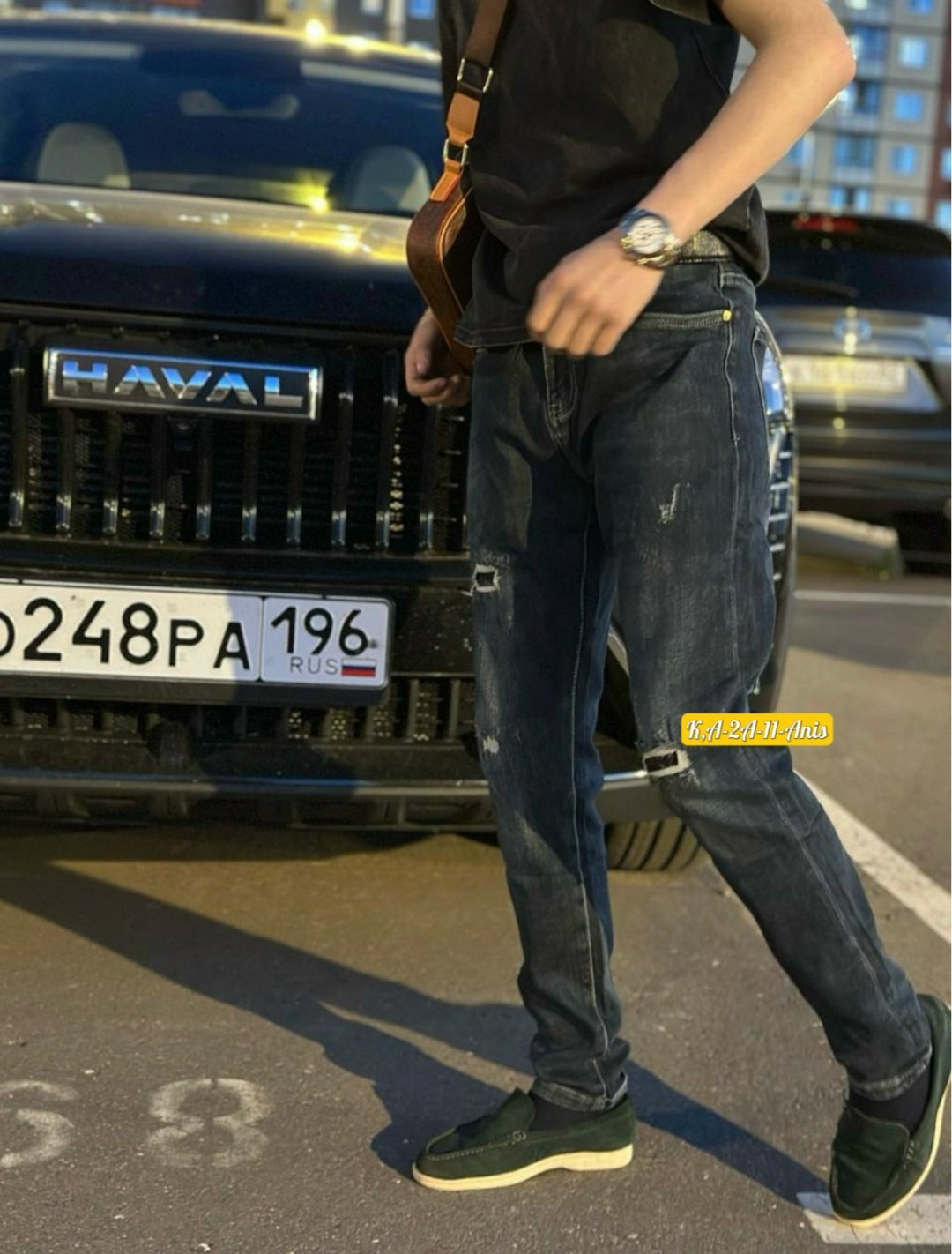 мужская кожаная сумка,мужская кожаная сумка через плечо,сумка мужская,мужская сумка через плечо,джинсы мужские