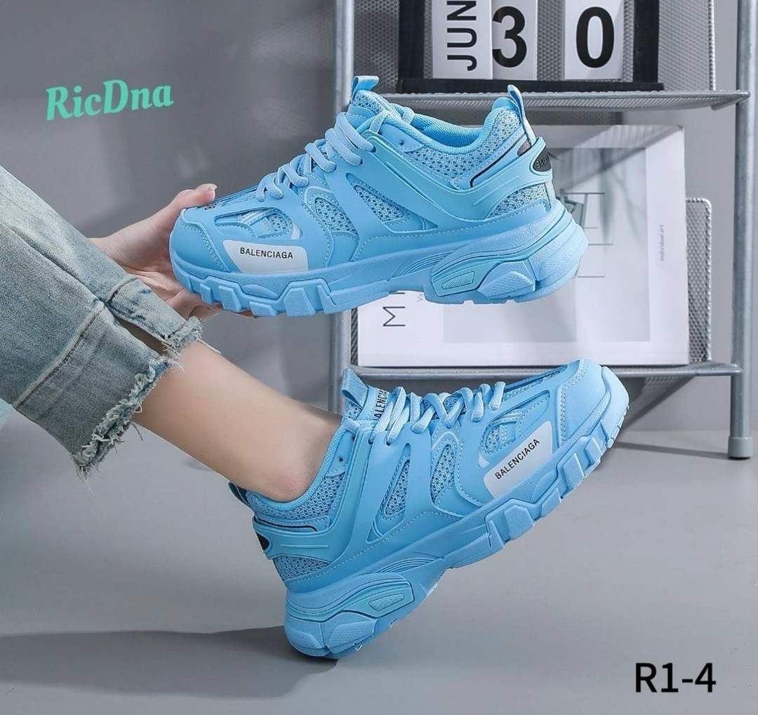 кроссовки женские balenciaga,кроссовки женскиe,кроссовки balenciaga track,кроссовки женские черный,кроссовки balenciaga track черные