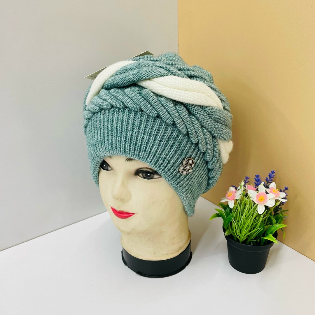 шапка женская,шапка для женщин,шапка женская вязаная,вязаная шапка,шапка зимняя женская