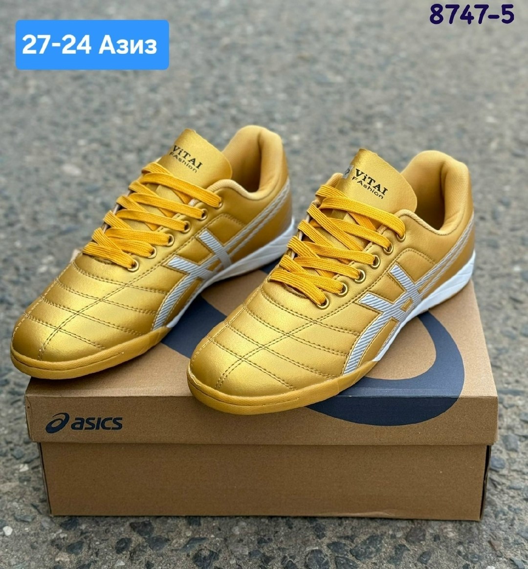 спортивная ,кроссовки,асикс кроссовки для футзала, футбольная,футбольная бутса