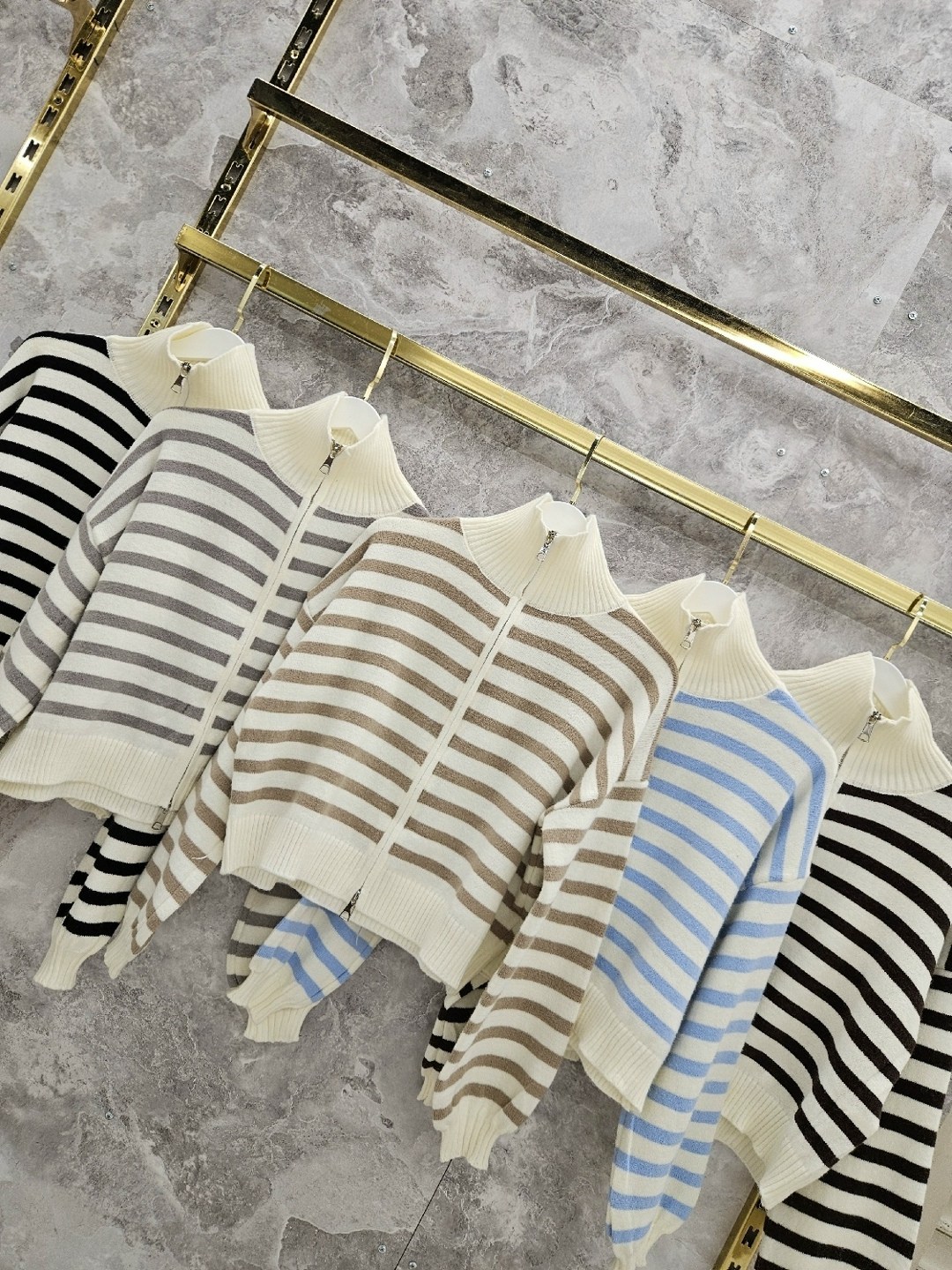 свитер в полоску,модные свитера,вязаные кардиганы,вязаный свитер в полоску,полосатый кардиган