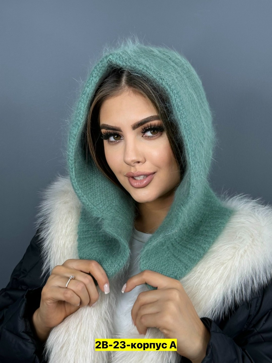 шапки и капор из пуха норки,капор капюшон из ангоры,капюшон капор,шапка ушанка из ангоры,вязаные шапки ушанки