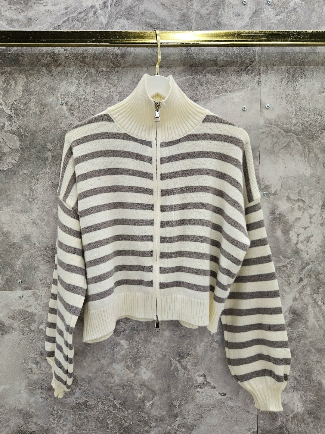 свитер в полоску,модные свитера,вязаные кардиганы,вязаный свитер в полоску,полосатый кардиган