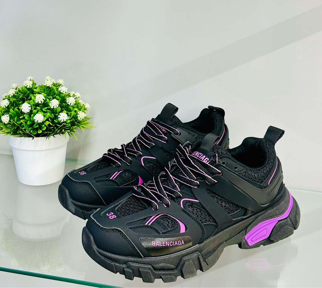 кроссовки женскиe,кроссовки женские balenciaga,кроссовки balenciaga,кроссовки balenciaga track,кроссовки